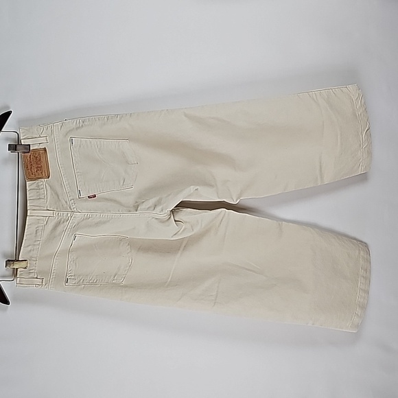 Levi's 577 Cream Wide Leg Cropped Pants Size 8 - Picture 6 of 12